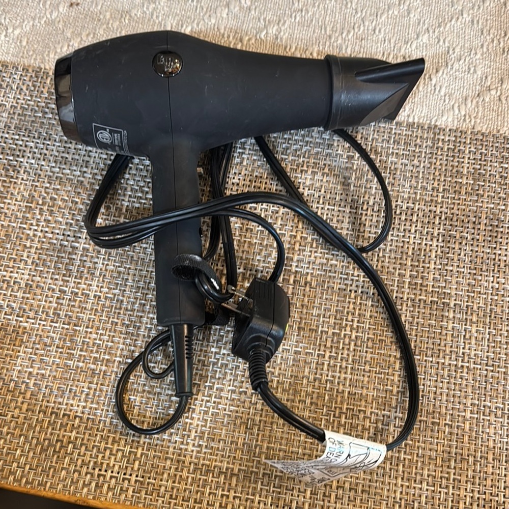 Lange Black Hair Dryer